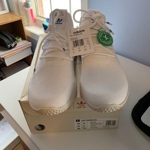 Men’s Pharrell Williams’s Tennis HU